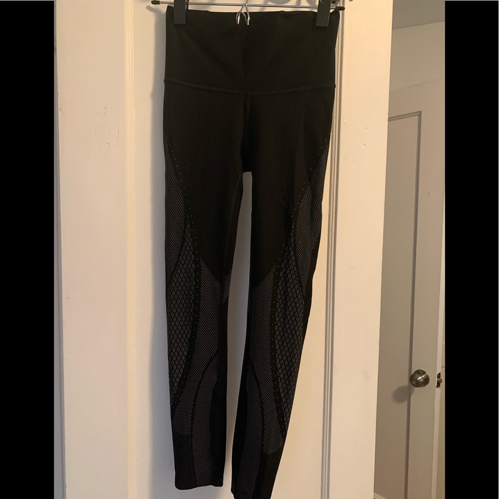 Lululemon mapped leggings